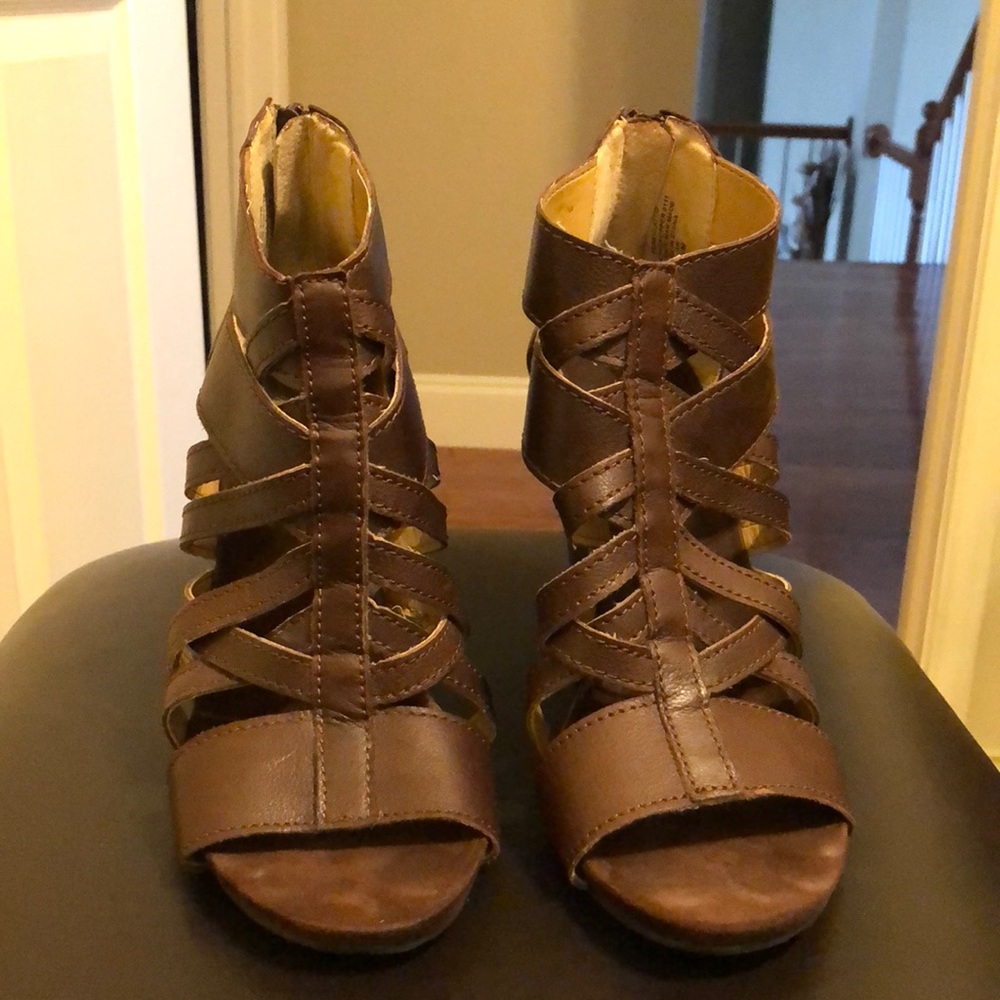 Wedge heel